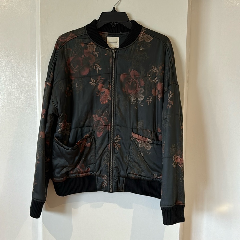 Silence & Noise floral bomber